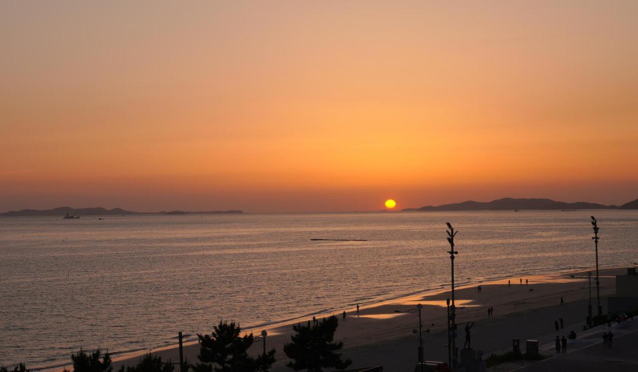 Hotel Solaire Boryeong Buitenkant foto