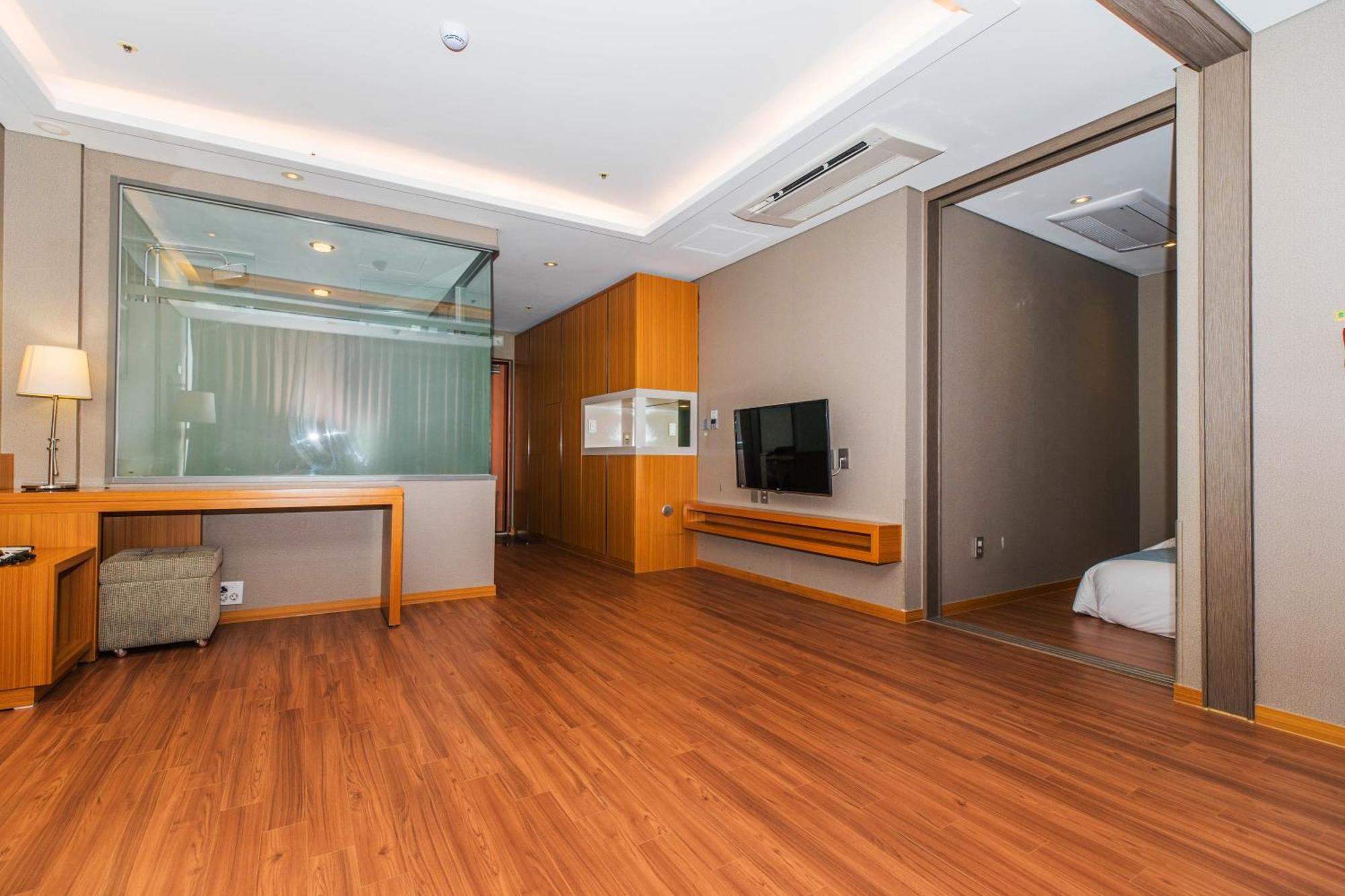 Hotel Solaire Boryeong Buitenkant foto